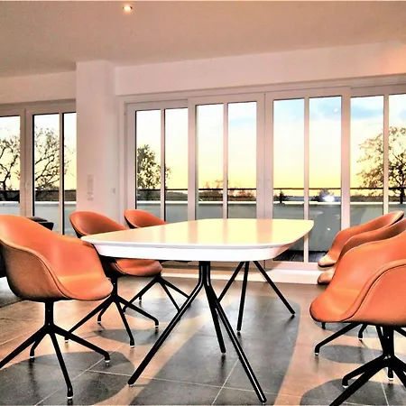 Lindholm 5 Penthouse Apartment